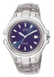 Citizen Eco-Drive Herrenuhr Titanium