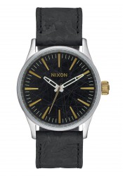 Nixon The Sentry 38 Leather Black Brass